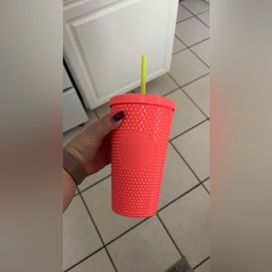 Grande Starbucks Cup!